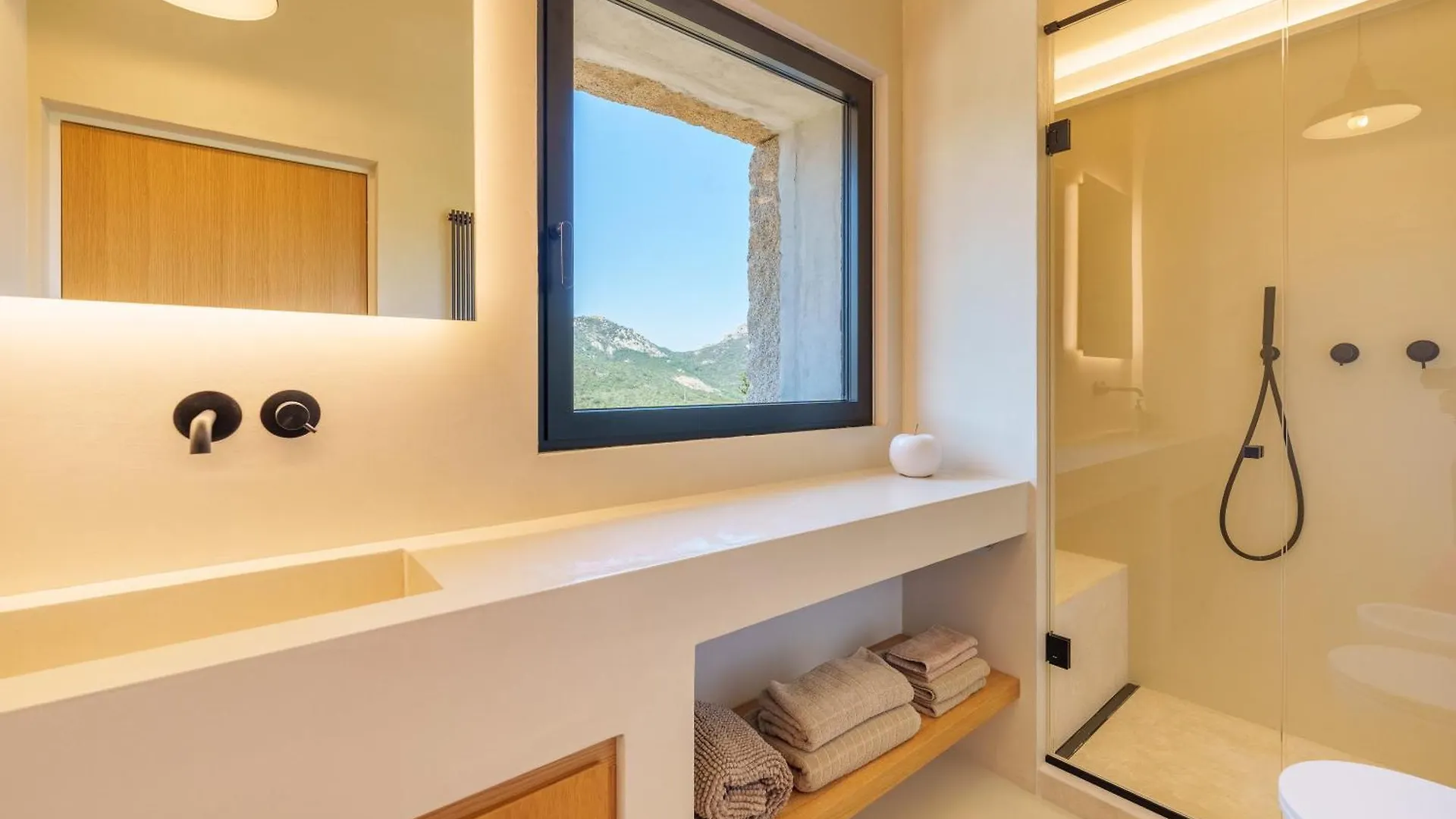 Casa La Petite Villa San Pantaleo Nyaraló